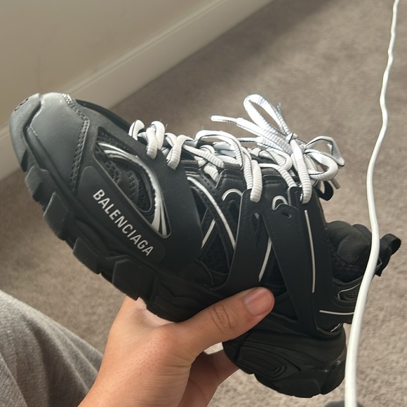 Balenciaga Tracks (NON LED) - Picture 2 of 2
